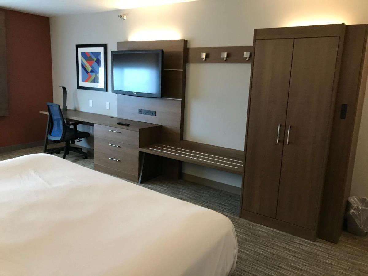 Holiday Inn Express - Toledo West - Napoleon By Ihg Buitenkant foto