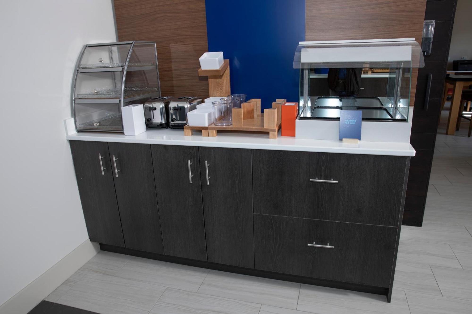 Holiday Inn Express - Toledo West - Napoleon By Ihg Buitenkant foto