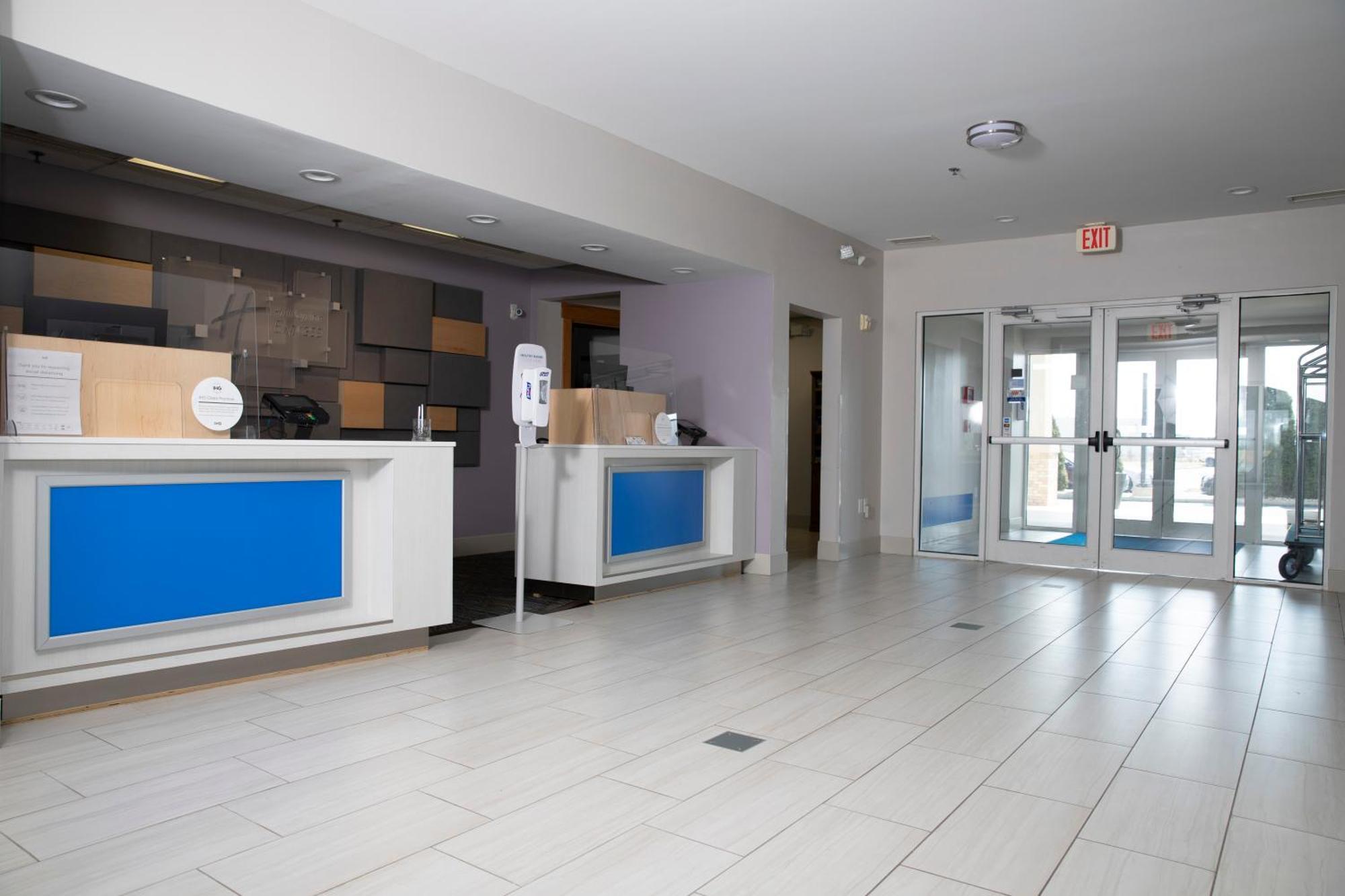 Holiday Inn Express - Toledo West - Napoleon By Ihg Buitenkant foto