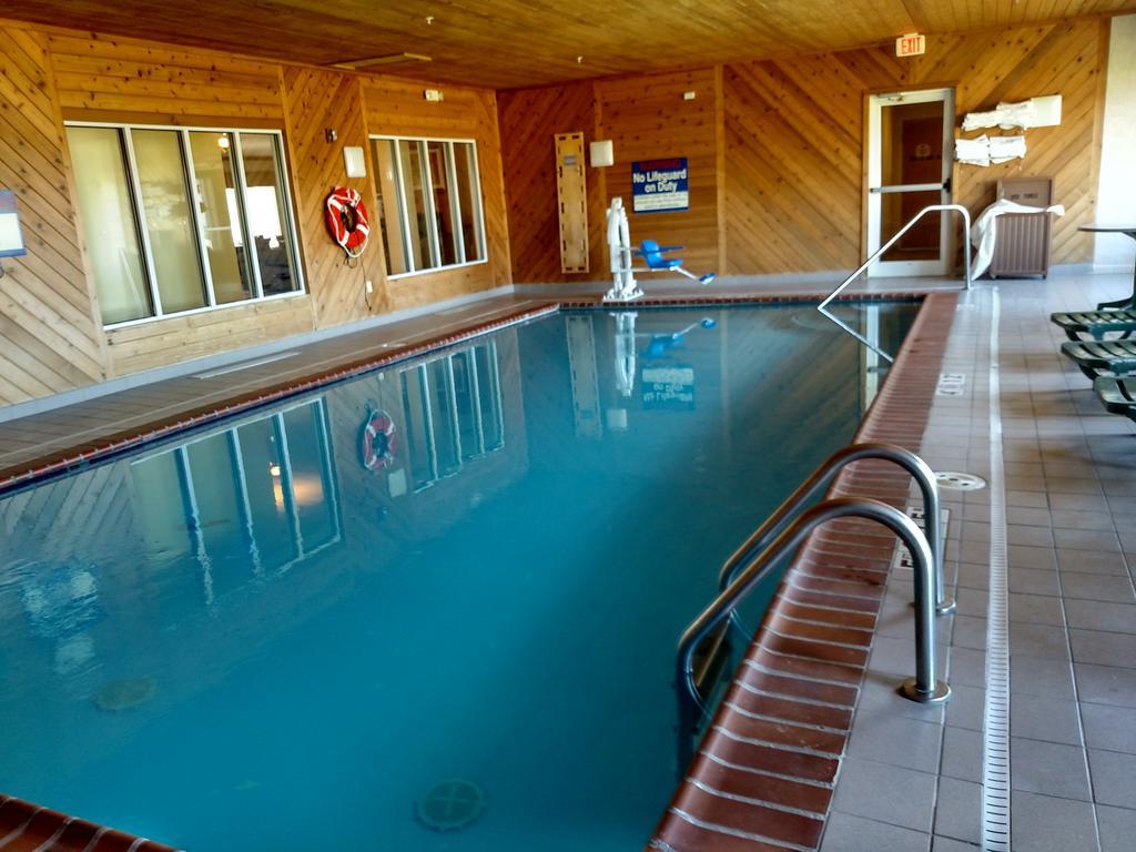 Holiday Inn Express - Toledo West - Napoleon By Ihg Buitenkant foto