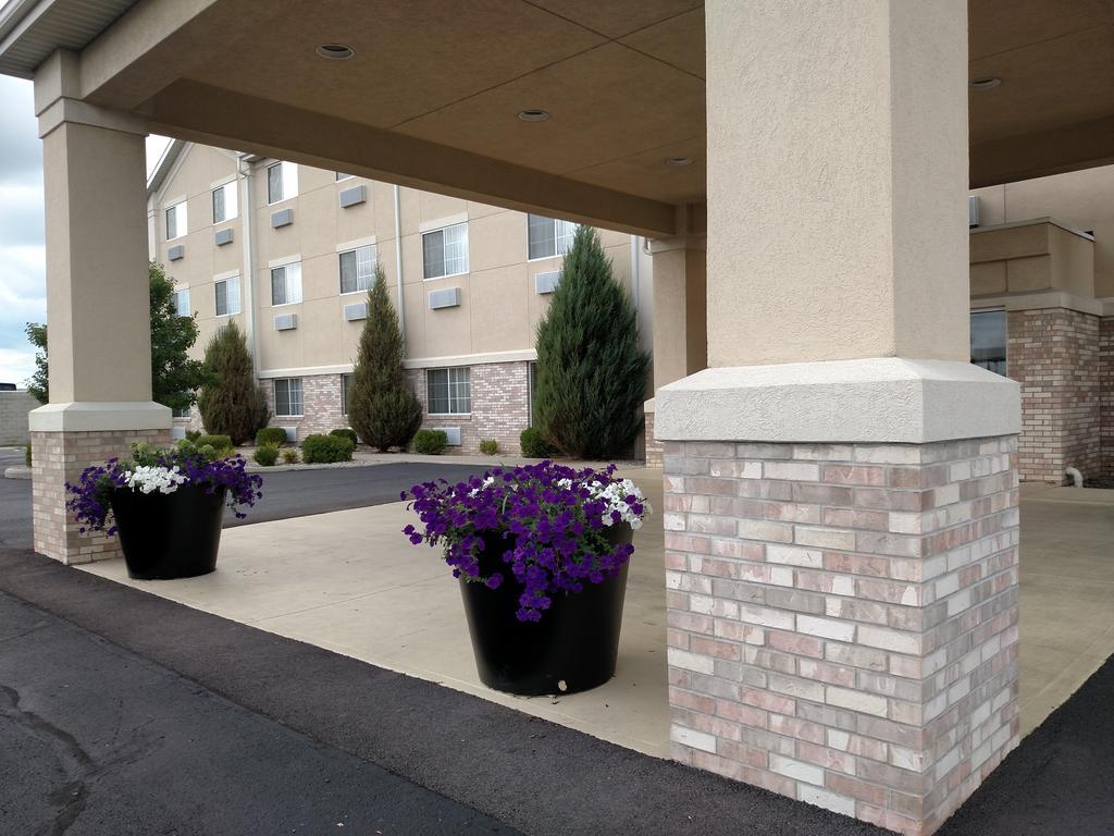 Holiday Inn Express - Toledo West - Napoleon By Ihg Buitenkant foto