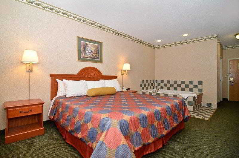 Holiday Inn Express - Toledo West - Napoleon By Ihg Buitenkant foto